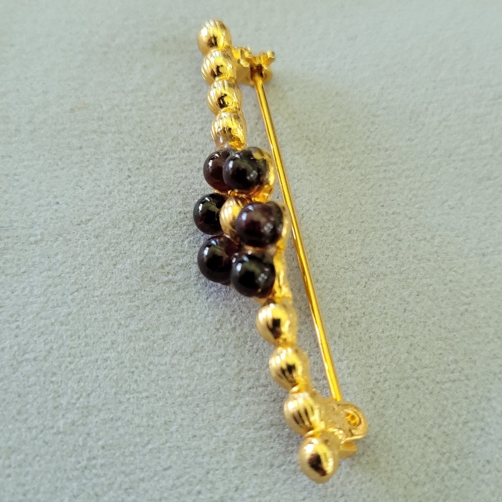 Vintage Gold Tone Bar Pin Brooch Black Bead Flower Cluster Safety Clasp